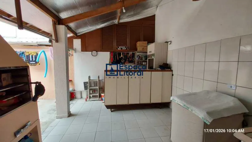 Casa, 3 quartos, 219 m² - Foto 9