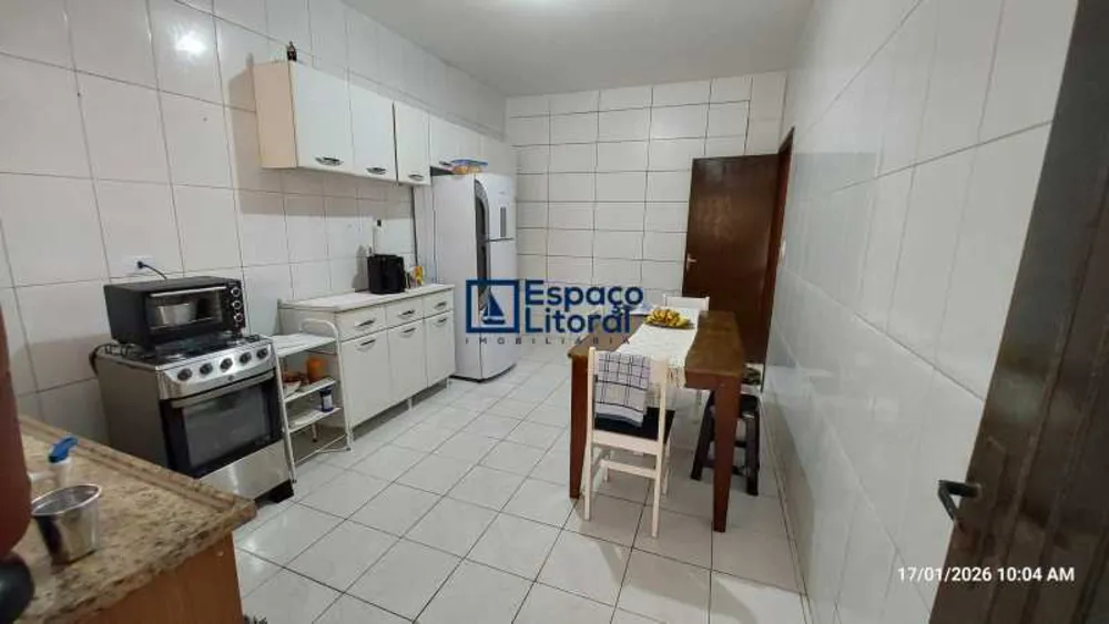 Casa, 3 quartos, 219 m² - Foto 6
