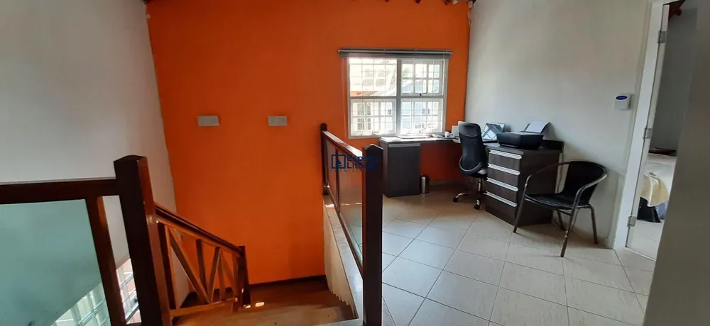 Casa, 3 quartos, 240 m² - Foto 4