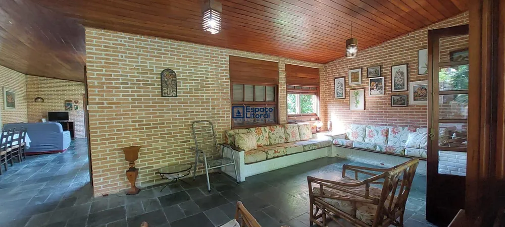 Casa, 4 quartos, 208 m² - Foto 2