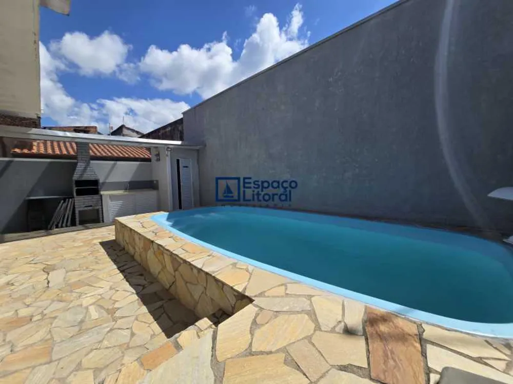 Casa, 8 quartos, 230 m² - Foto 3
