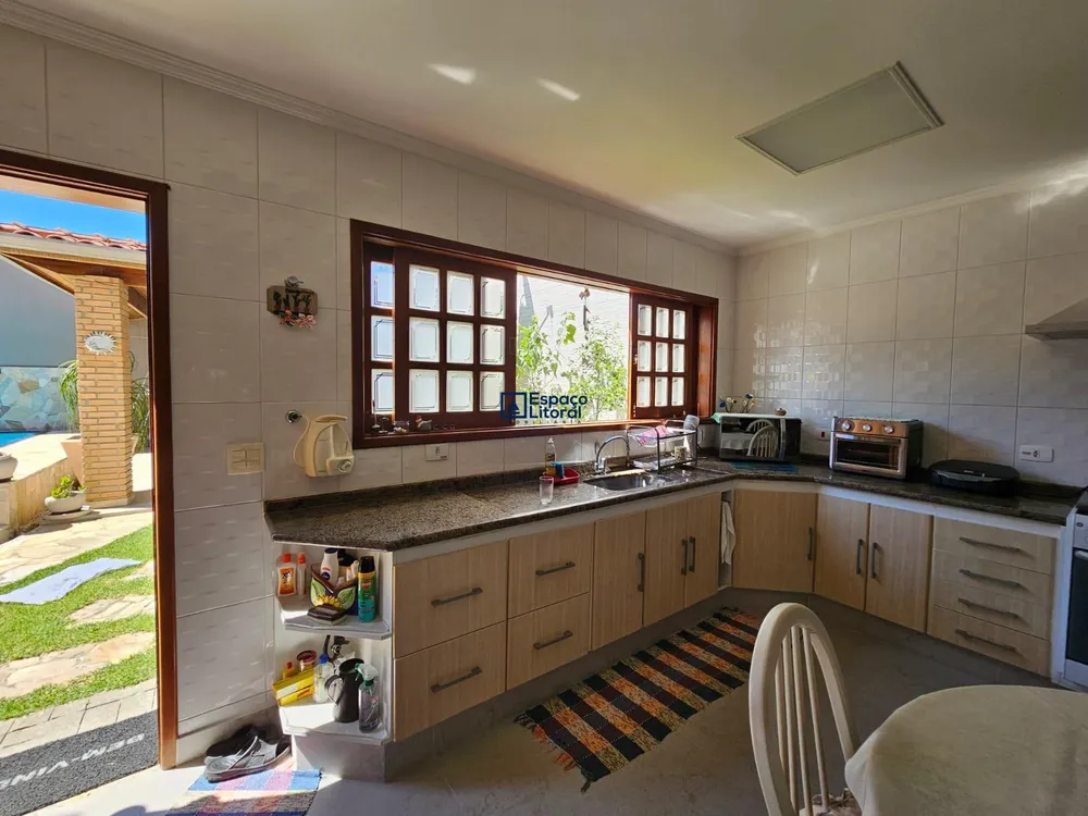 Casa, 4 quartos, 327 m² - Foto 3