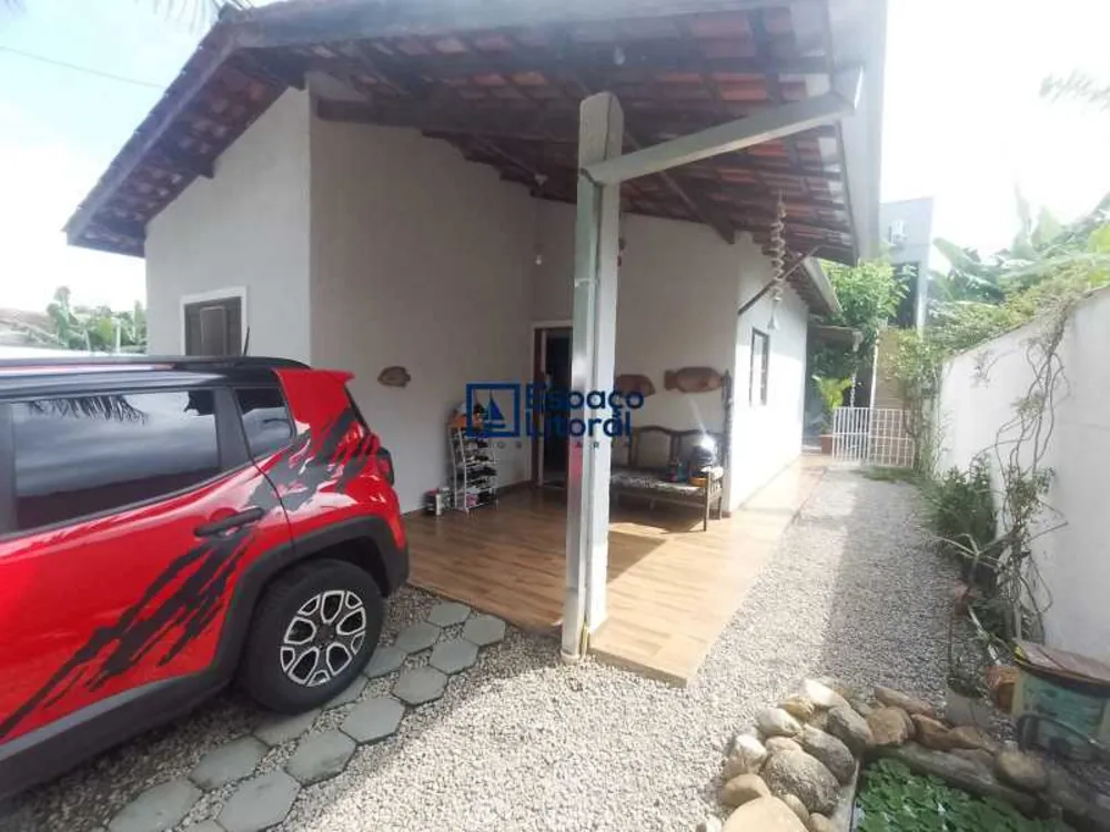 Casa, 4 quartos, 130 m² - Foto 1