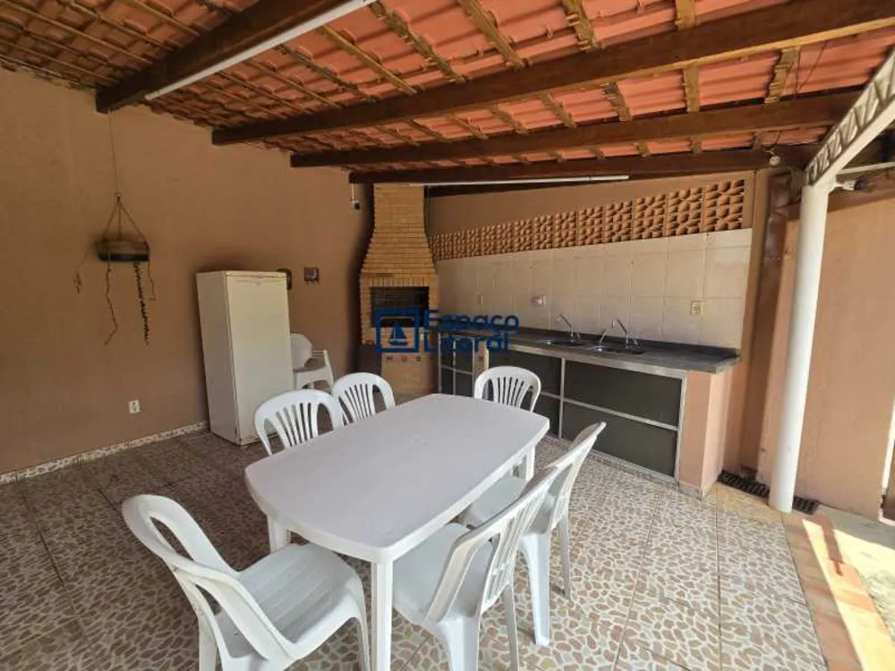 Casa, 4 quartos, 199 m² - Foto 1