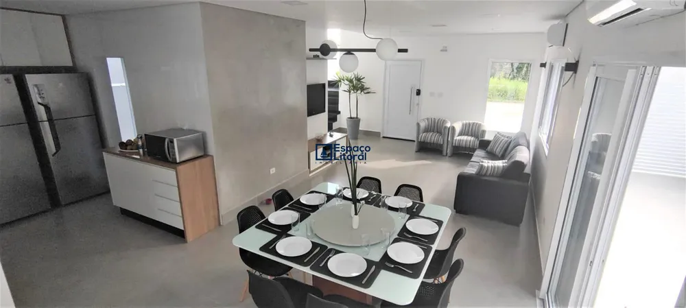 Casa, 3 quartos, 240 m² - Foto 1