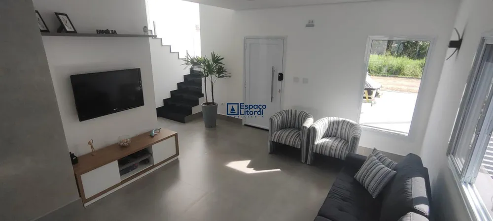 Casa, 3 quartos, 240 m² - Foto 9