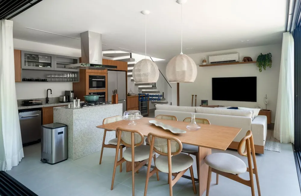 Casa, 3 quartos, 185 m² - Foto 2