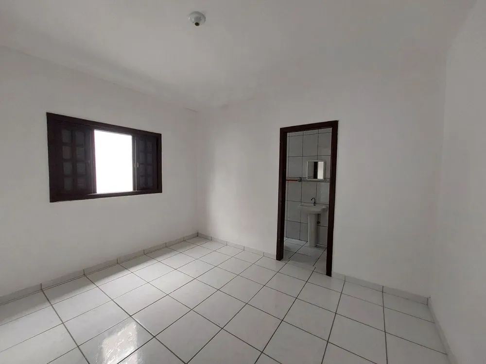 Casa, 3 quartos, 90 m² - Foto 1