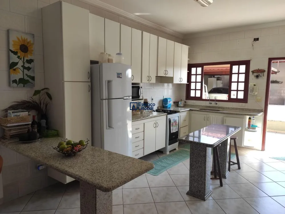 Casa, 4 quartos, 241 m² - Foto 4