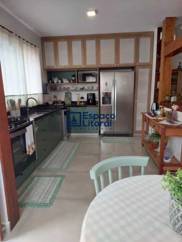 Casa, 3 quartos, 203 m² - Foto 11