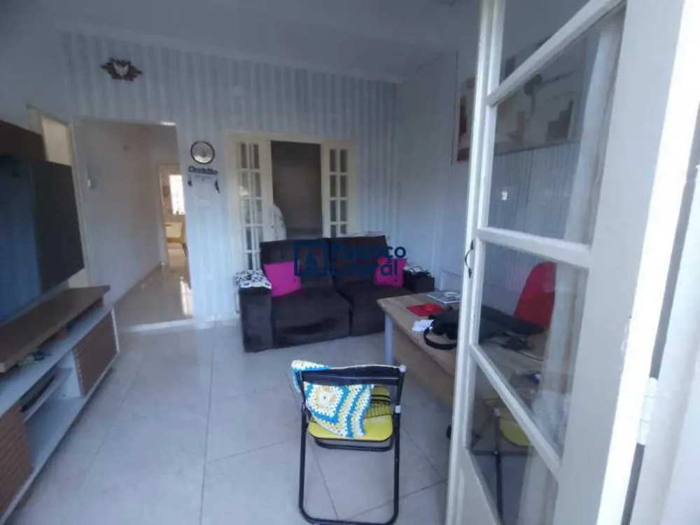 Casa, 4 quartos, 209 m² - Foto 2