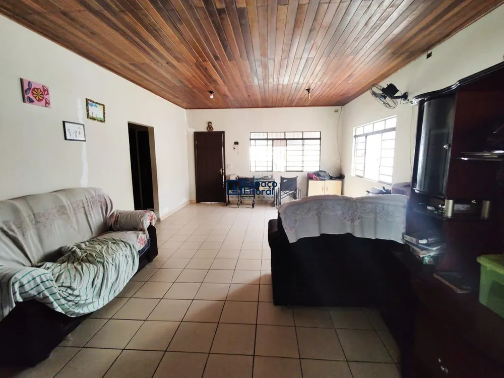 Casa, 3 quartos, 193 m² - Foto 1