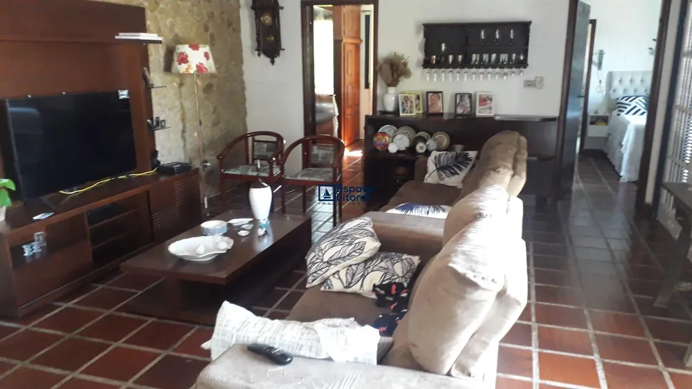 Casa, 3 quartos, 277 m² - Foto 2