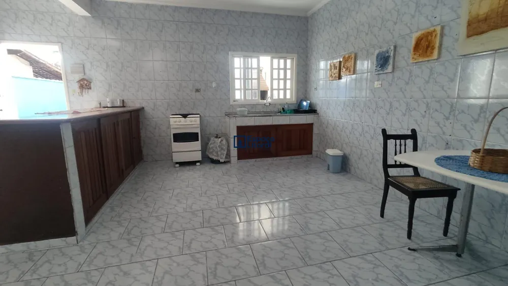 Casa, 3 quartos, 247 m² - Foto 3