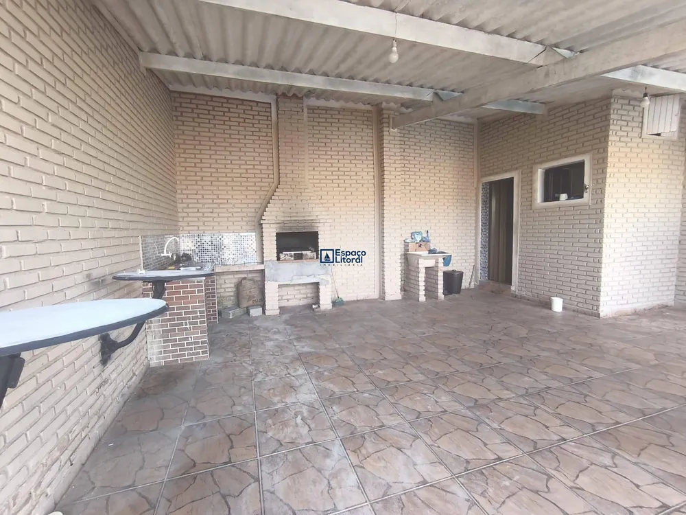 Casa, 3 quartos, 197 m² - Foto 2