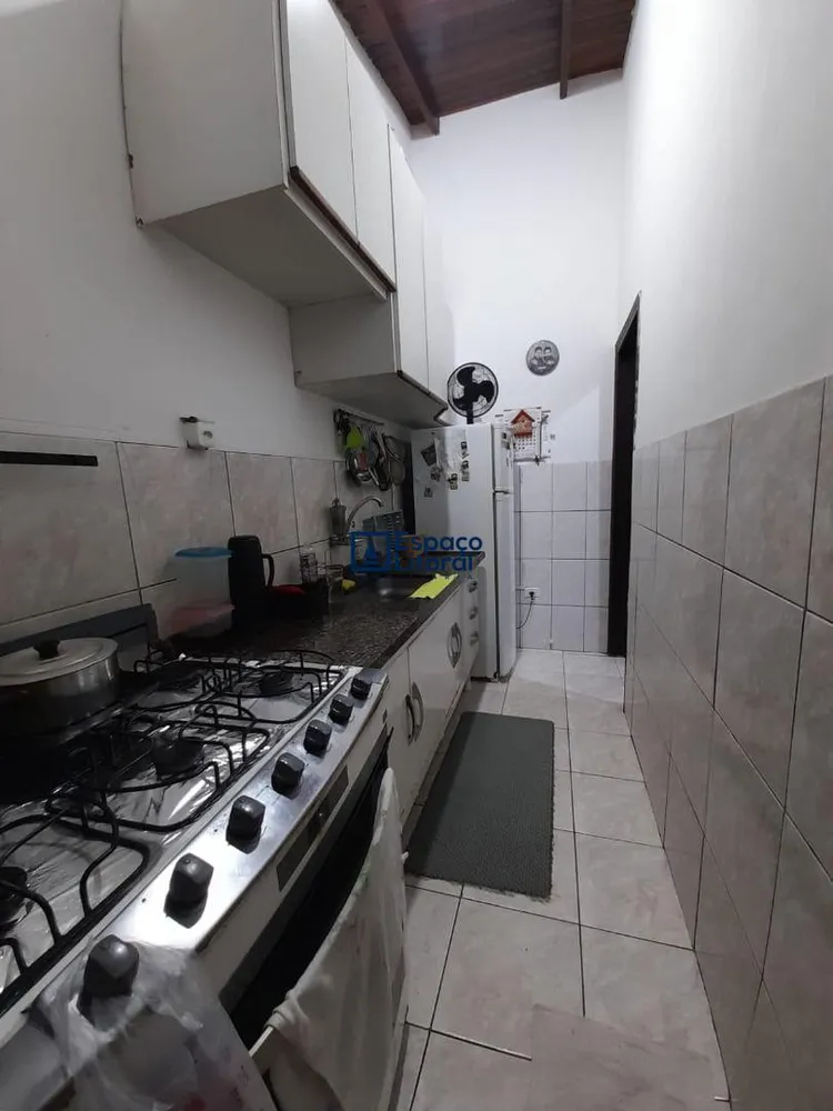 Casa, 3 quartos, 111 m² - Foto 2