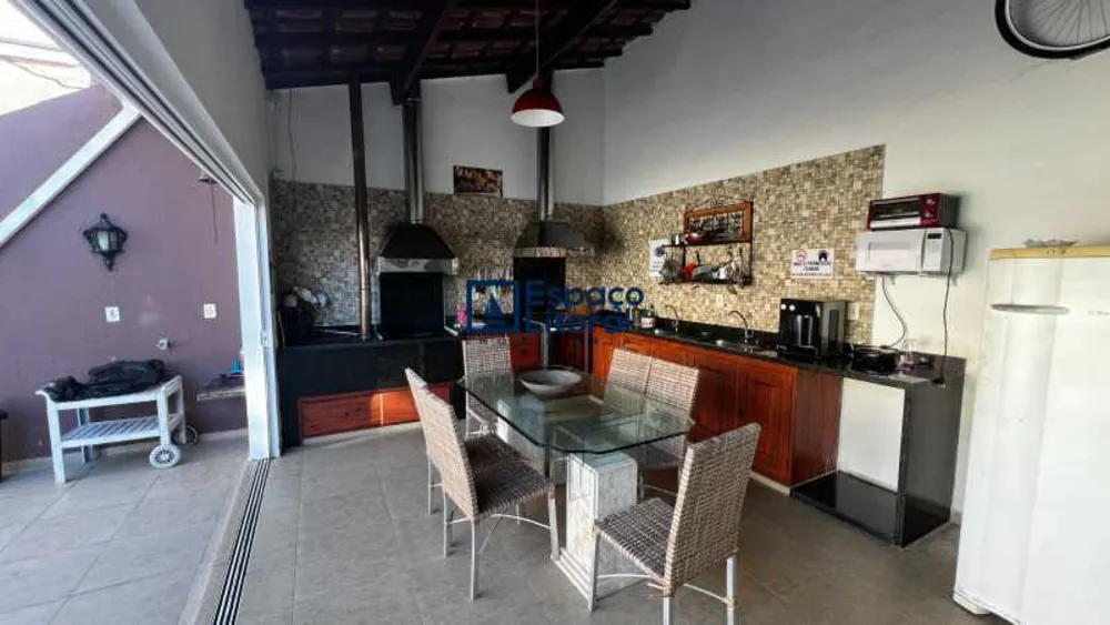 Casa, 4 quartos, 333 m² - Foto 4