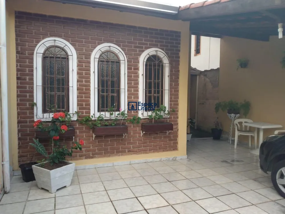 Casa, 2 quartos, 72 m² - Foto 1