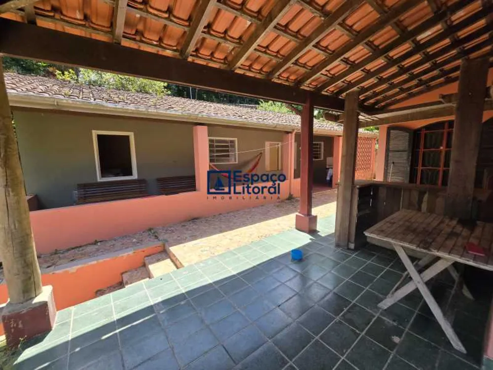 Chácara, 2 quartos, 1283 m² - Foto 4