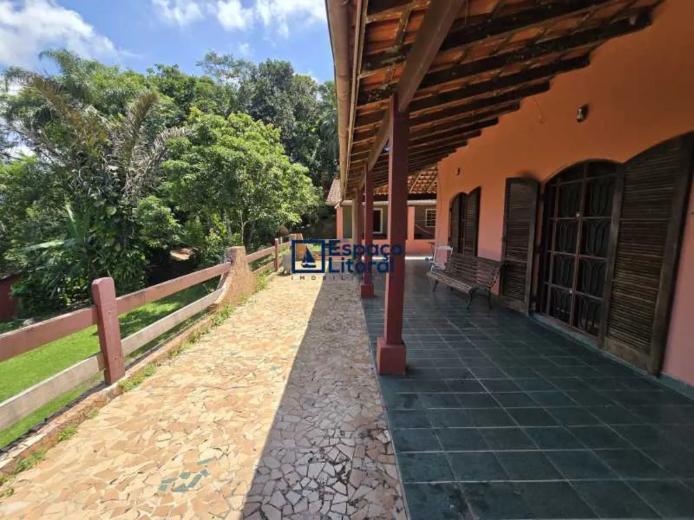 Chácara, 2 quartos, 1283 m² - Foto 2
