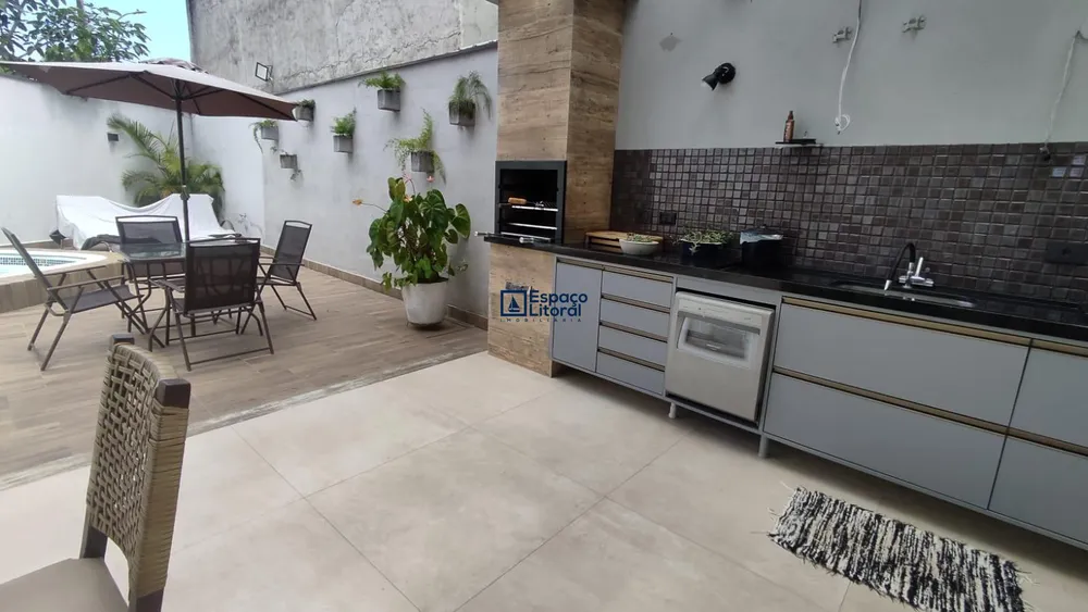 Casa, 3 quartos, 250 m² - Foto 3