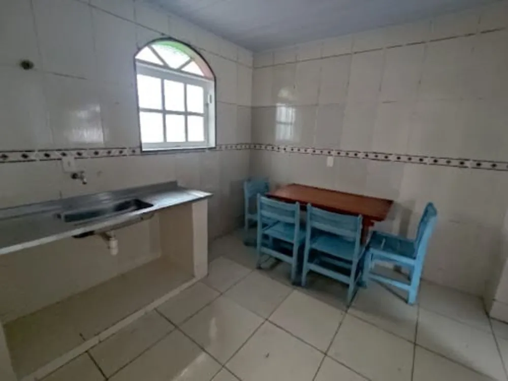 Casa, 4 quartos, 236 m² - Foto 2
