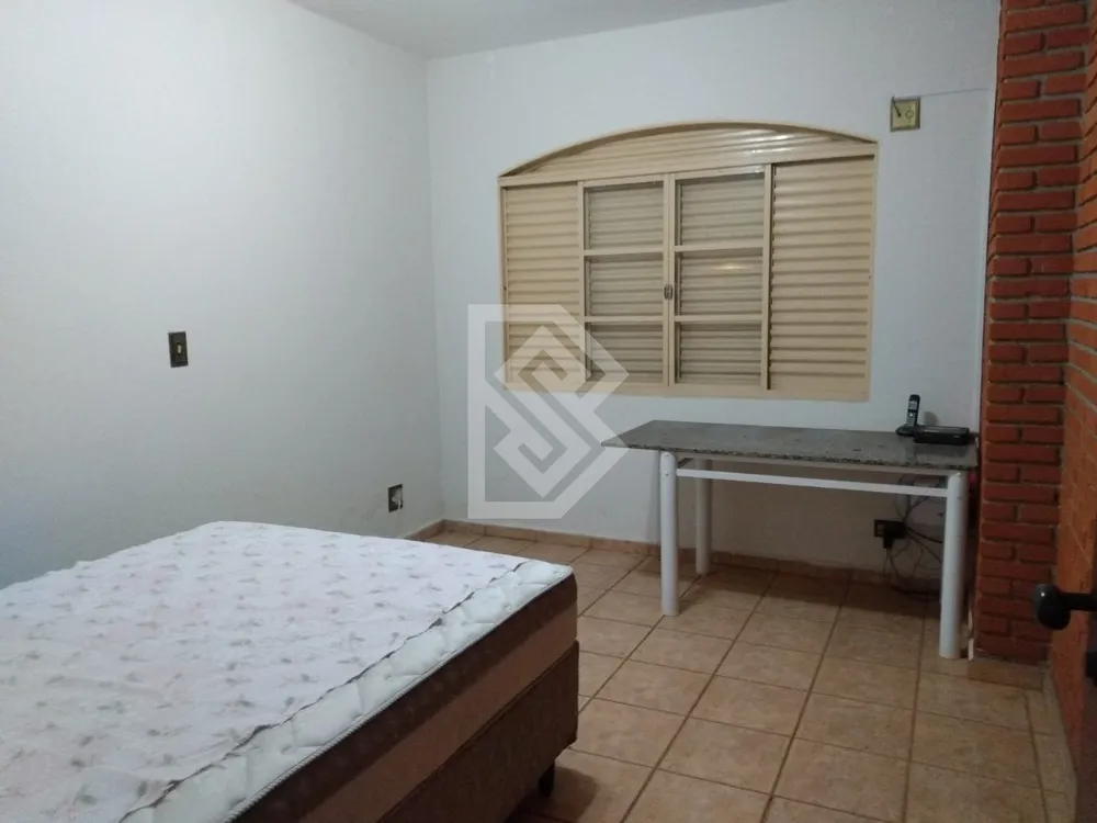 Chácara, 3 quartos, 3258 m² - Foto 13