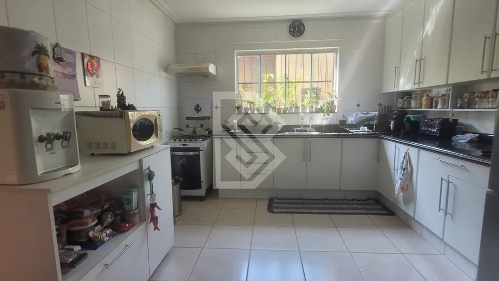 Casa, 3 quartos, 158 m² - Foto 4