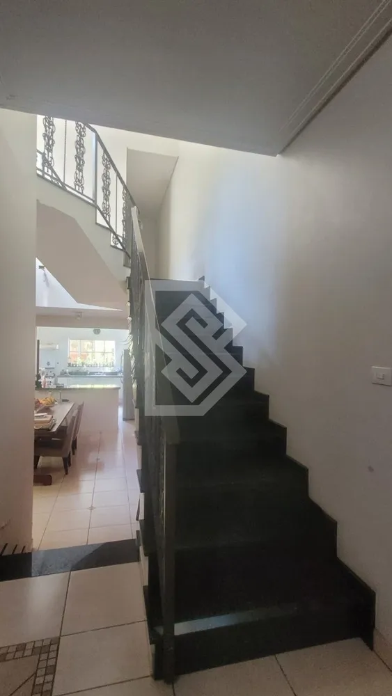 Casa, 3 quartos, 158 m² - Foto 1