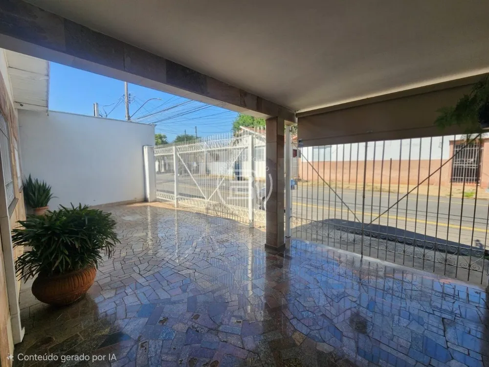 Casa, 3 quartos, 211 m² - Foto 1