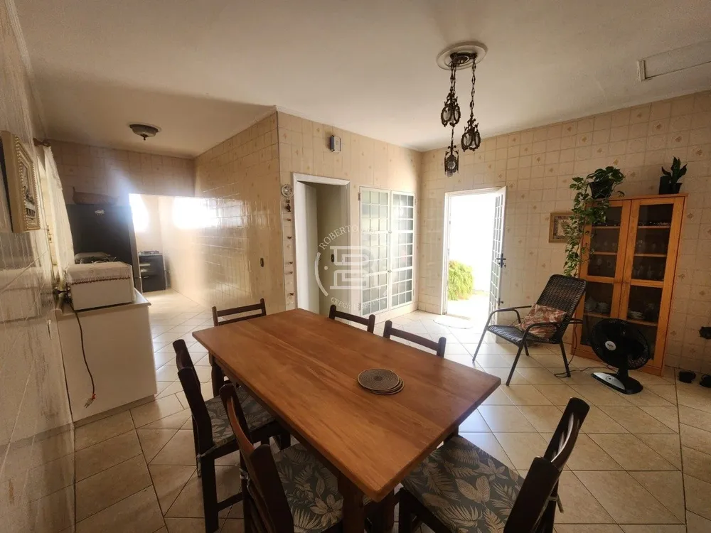 Casa, 3 quartos, 211 m² - Foto 6