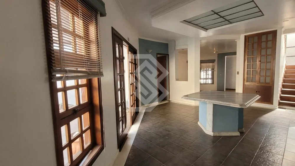Casa, 3 quartos, 318 m² - Foto 2