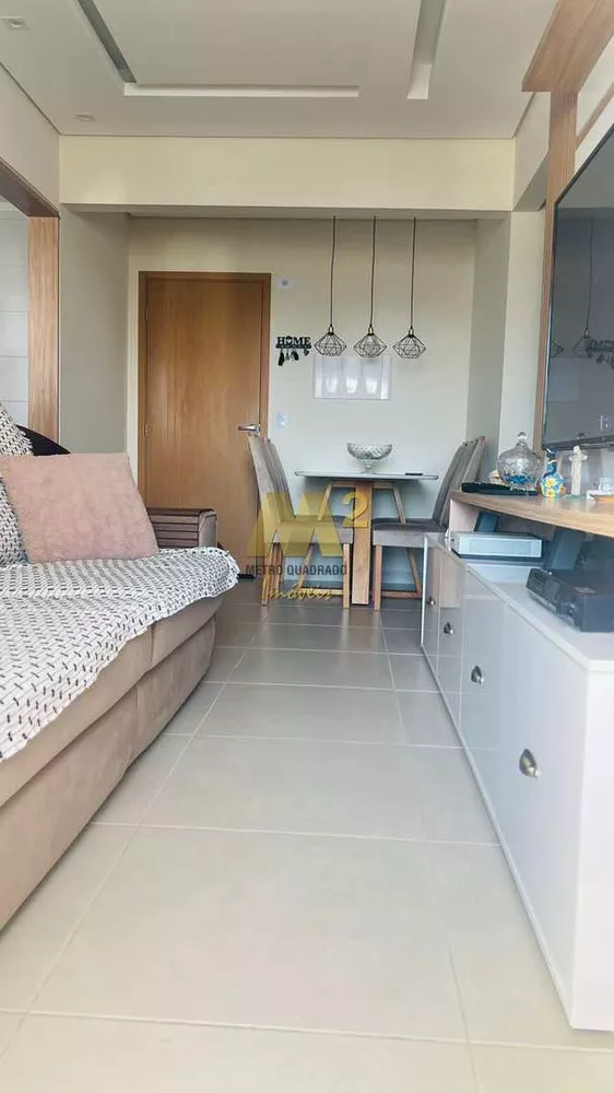 Apartamento à venda com 2 quartos, 70m² - Foto 5