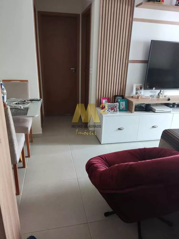 Apartamento à venda com 2 quartos, 70m² - Foto 4