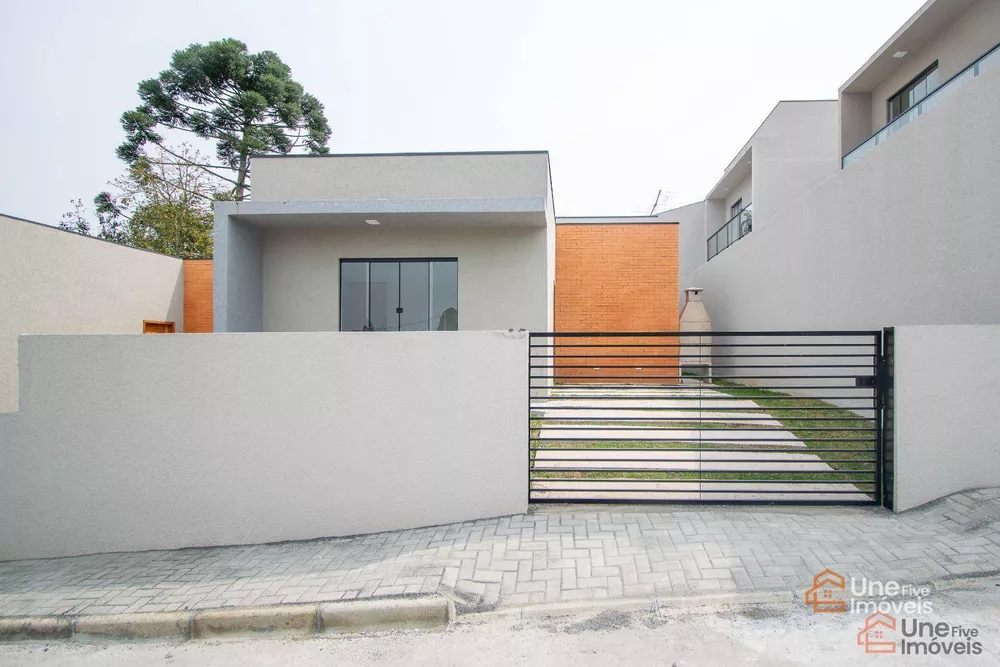 Casa à venda com 3 quartos, 76m² - Foto 2