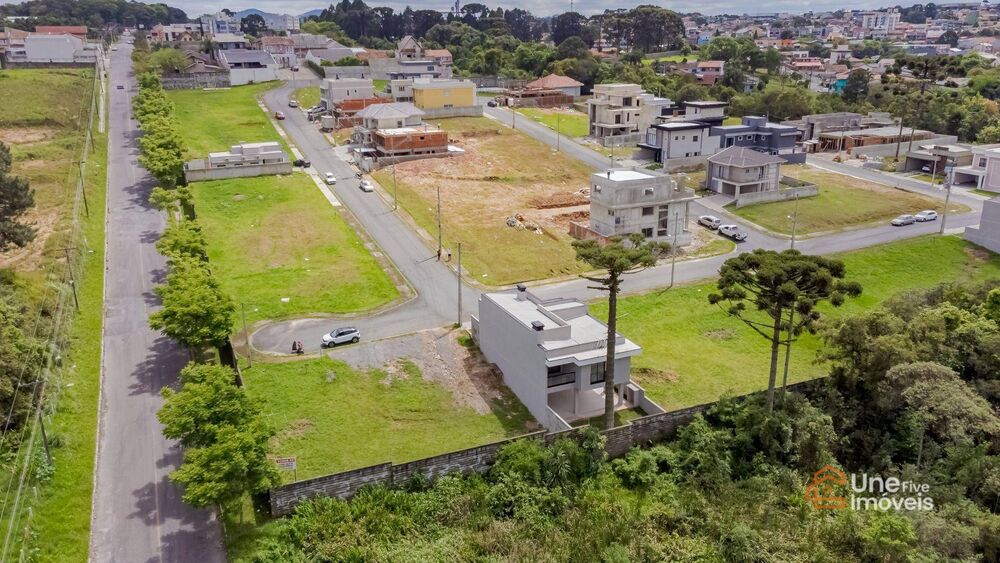 Casa de Condomínio à venda com 3 quartos, 260m² - Foto 4