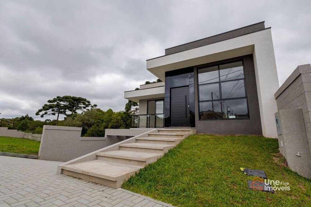 Casa de Condomínio à venda com 3 quartos, 260m² - Foto 1