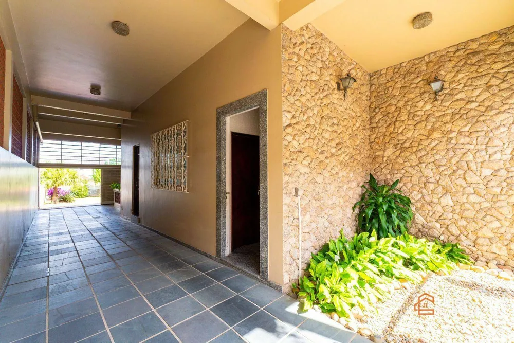 Sobrado, 4 quartos, 388 m² - Foto 2