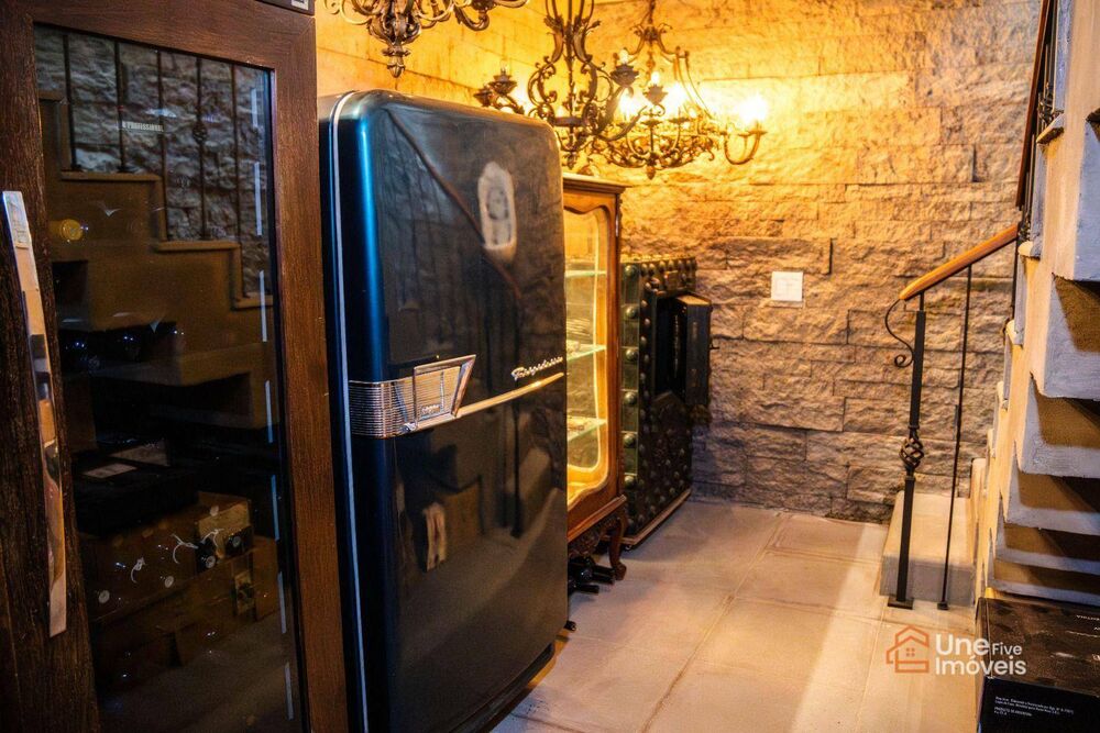 Casa à venda com 2 quartos, 244m² - Foto 31