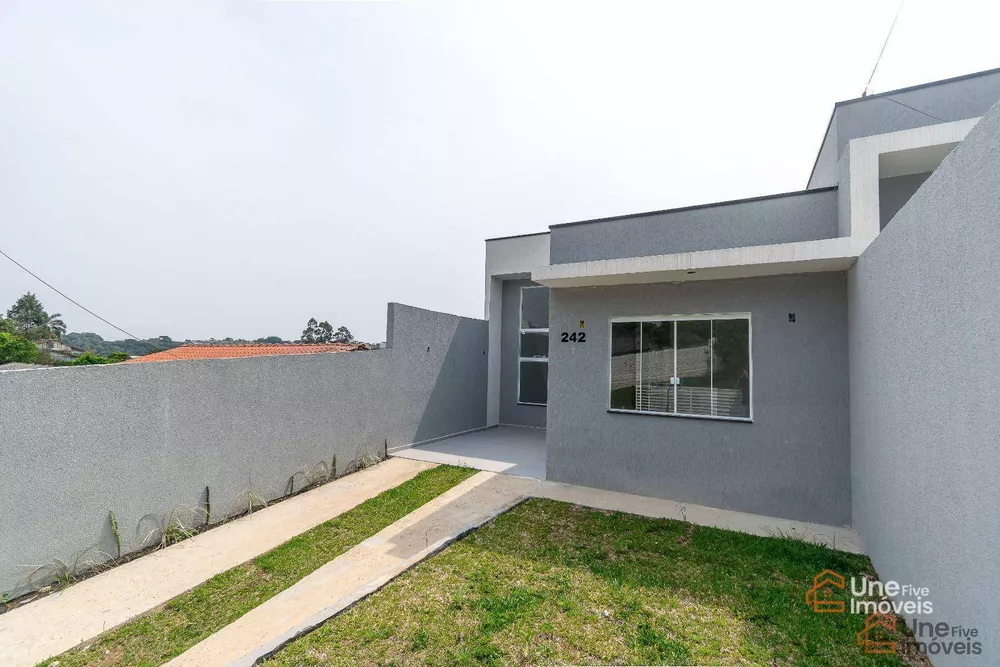 Casa à venda com 3 quartos, 74m² - Foto 2