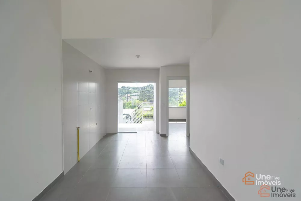 Casa à venda com 3 quartos, 74m² - Foto 4