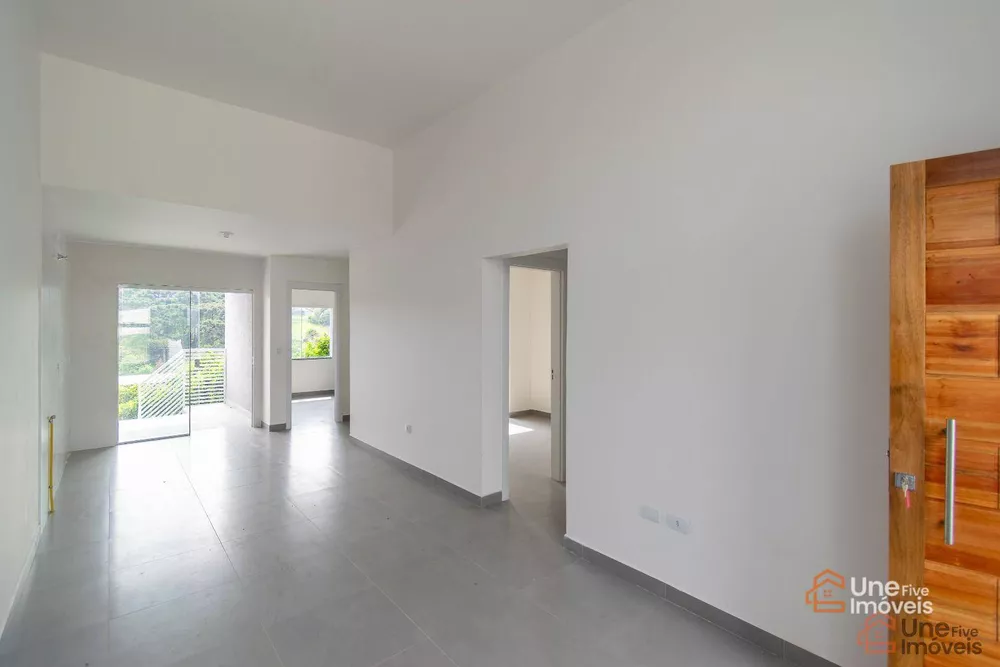 Casa à venda com 3 quartos, 74m² - Foto 3