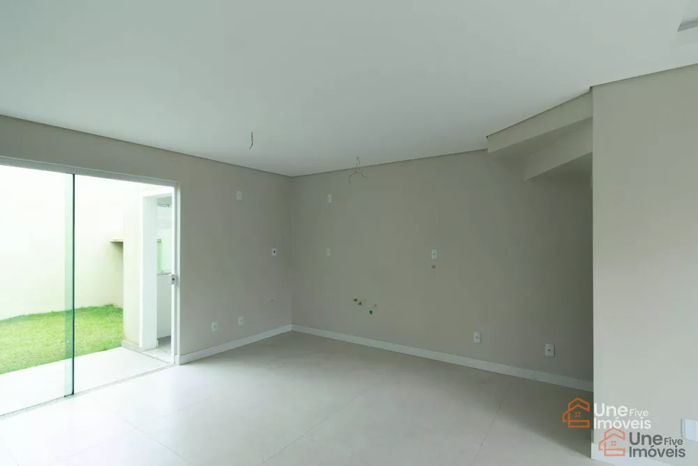 Sobrado à venda com 3 quartos, 131m² - Foto 4