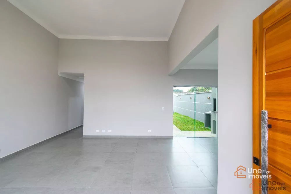 Casa à venda com 3 quartos, 93m² - Foto 3