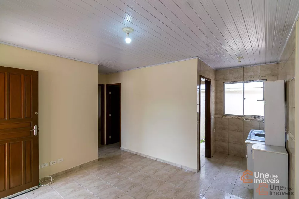 Casa à venda com 2 quartos, 42m² - Foto 4