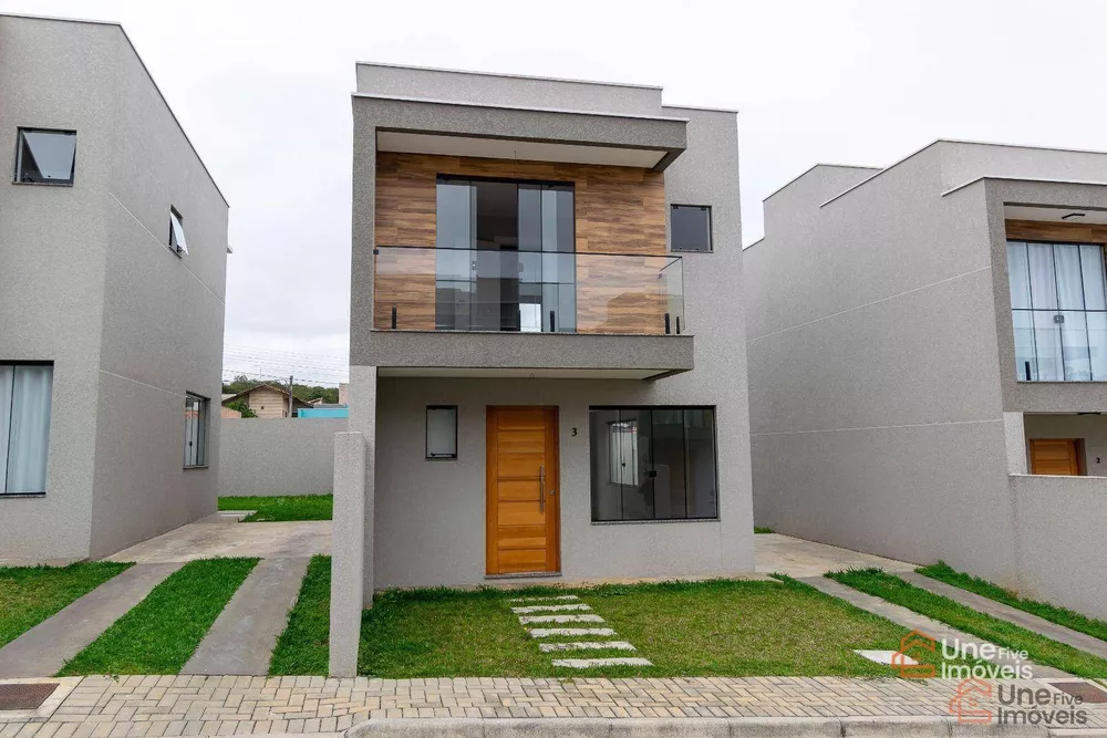 Sobrado à venda com 3 quartos, 94m² - Foto 1