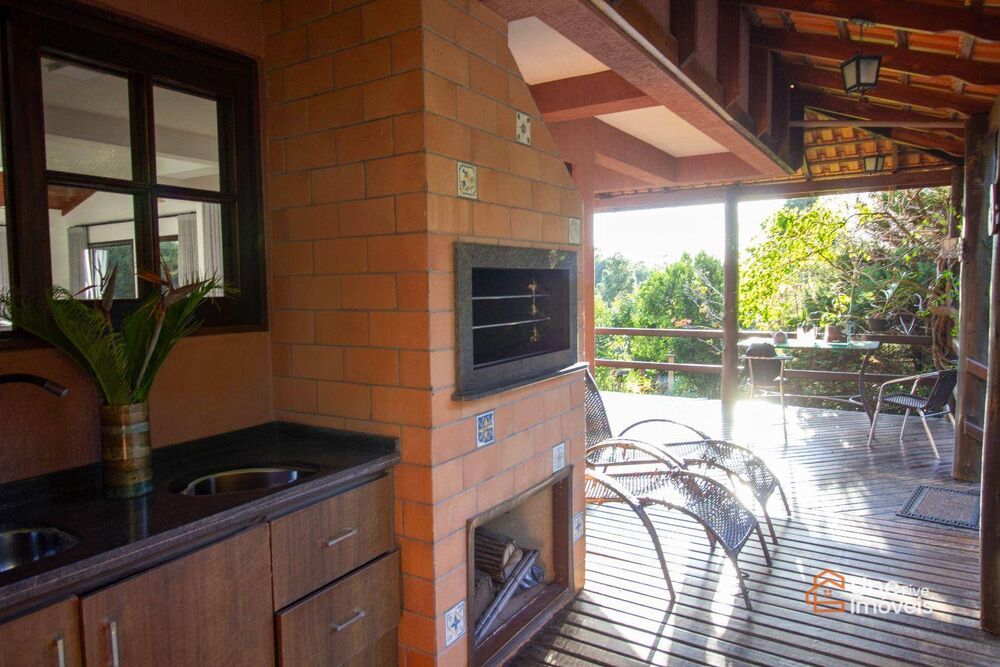 Chácara à venda com 4 quartos, 240m² - Foto 27