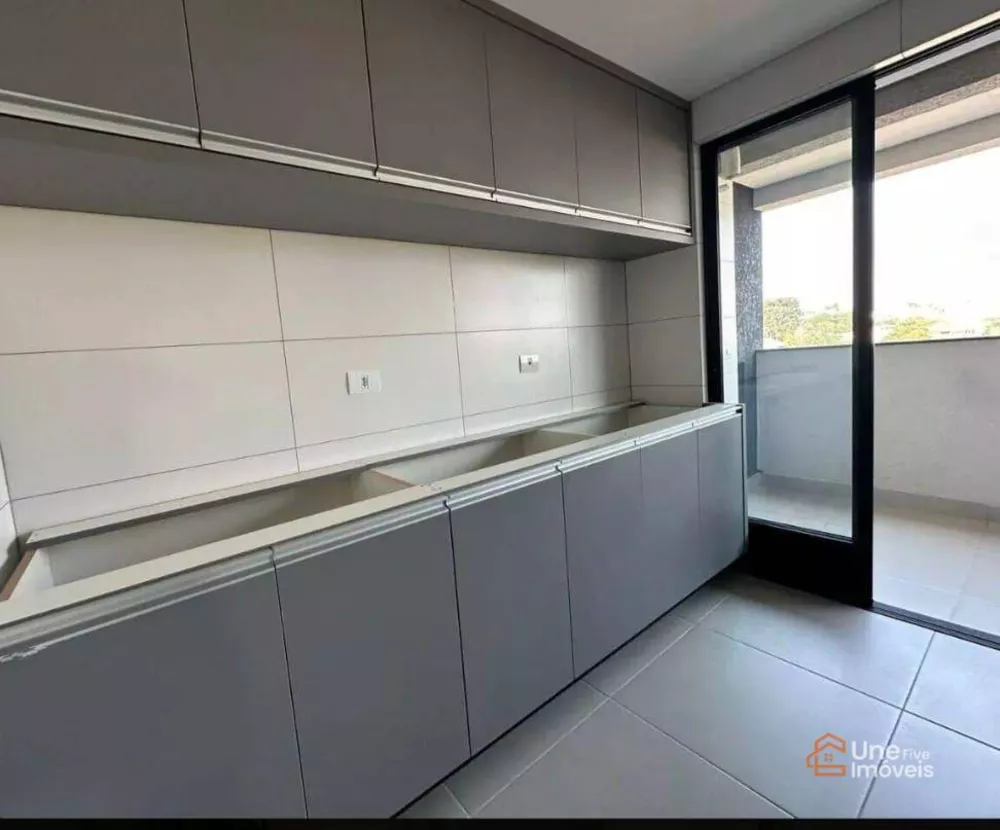 Apartamento à venda com 2 quartos, 60m² - Foto 4