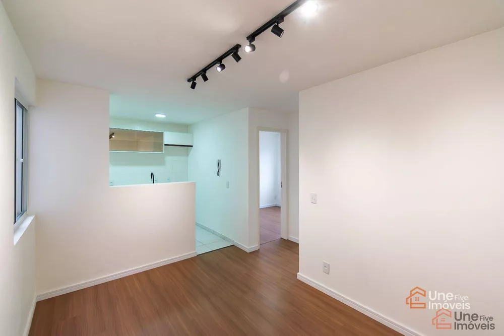 Apartamento à venda com 2 quartos, 40m² - Foto 3