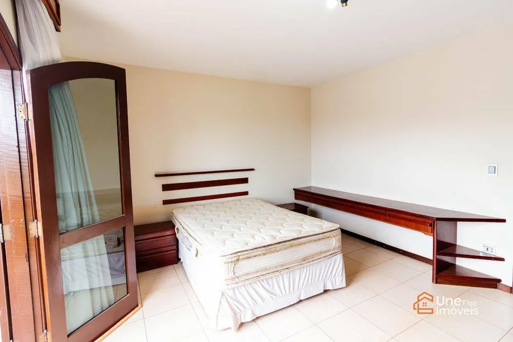 Casa, 3 quartos, 264 m² - Foto 10